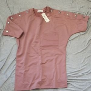 Shop impressions: Dress or Shirt